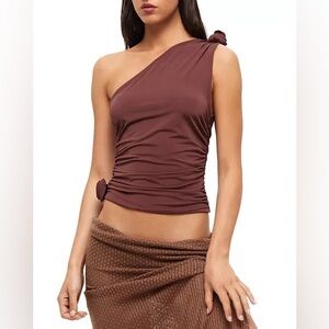 rendezvous one shoulder top